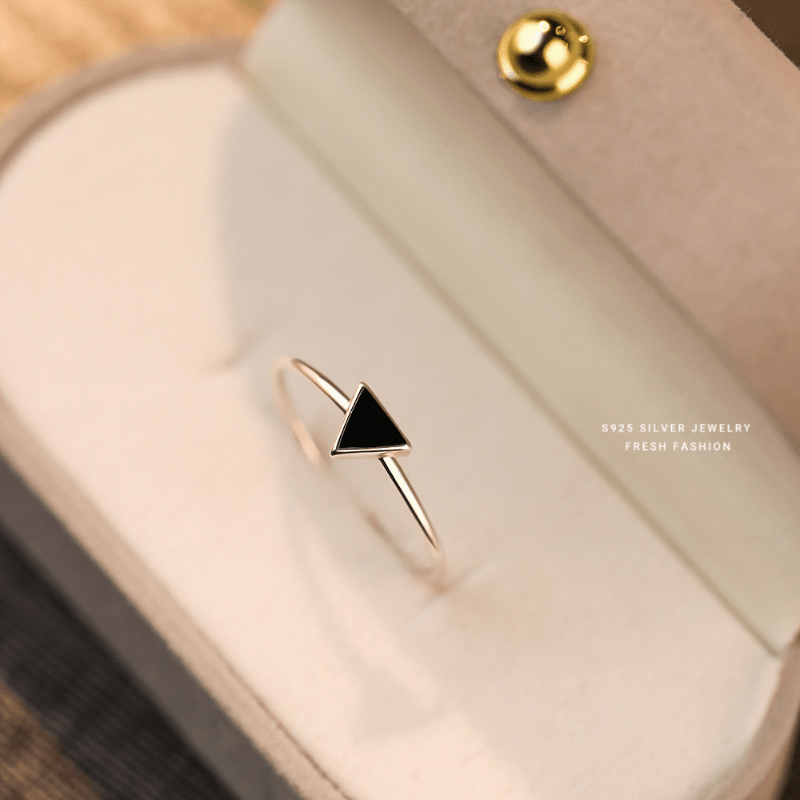 Elegant S925 Sterling Silver Black Triangle Open Ring for Women and Girls