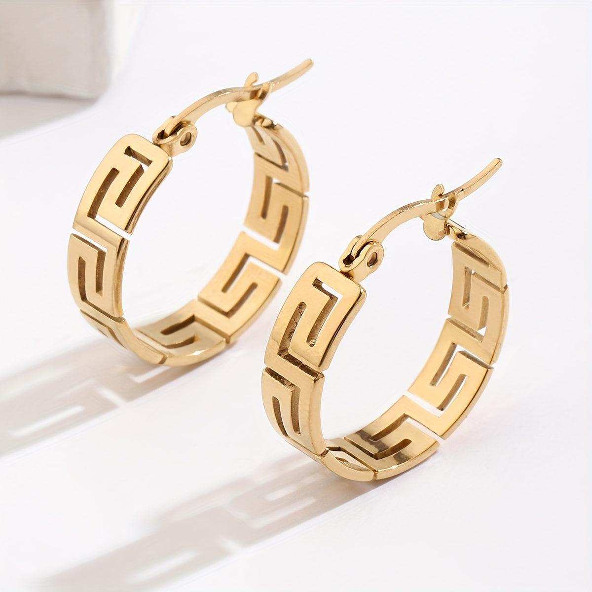 Vintage 18K Gold Plated Stainless Steel Hoop Earrings With Great Wall Design for Women