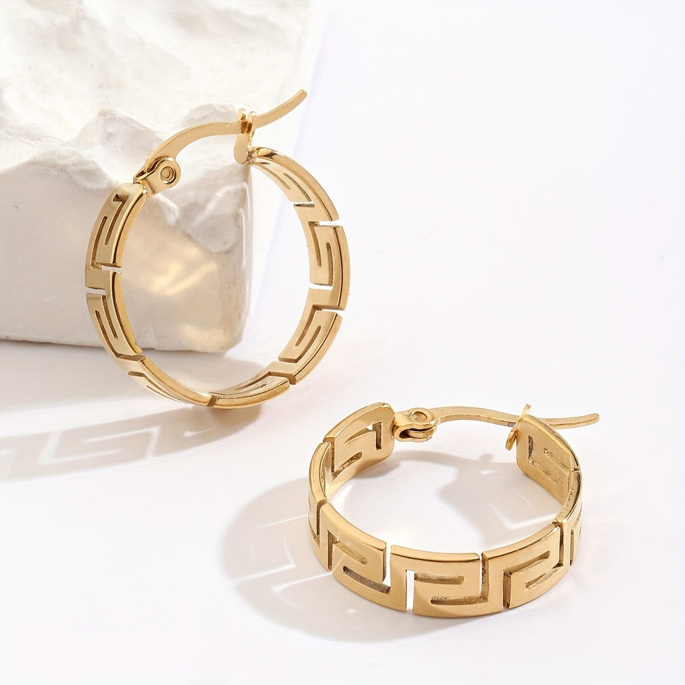 Vintage 18K Gold Plated Stainless Steel Hoop Earrings With Great Wall Design for Women