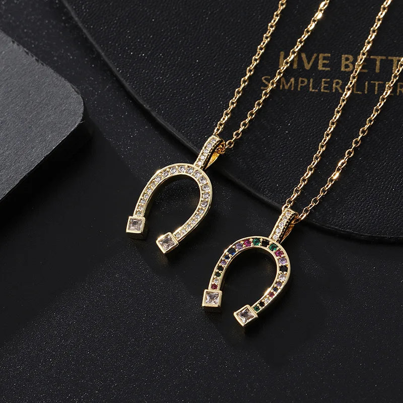 High-End Design Horseshoe Color Necklace for Women Cute All-Match Pendant Micro-Set Collarbone Chain Gift
