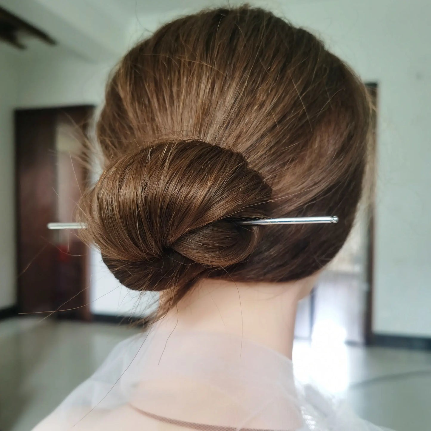 Fashion Metal Chinese Hair Stick with Butterfly Crystal Accent for Women in Silver and Gold - Elegant Hair Jewelry Accessory Gift