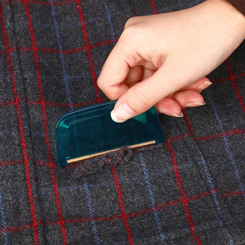 Mini Portable Lint Remover Brush Clothes Shaver Tool for Fabrics