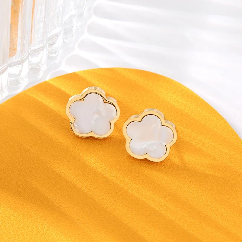 Ganemly 316L Stainless Steel Black Five Leaf Clover Stud Earrings for Women Trendy Waterproof Ear Jewelry Gift