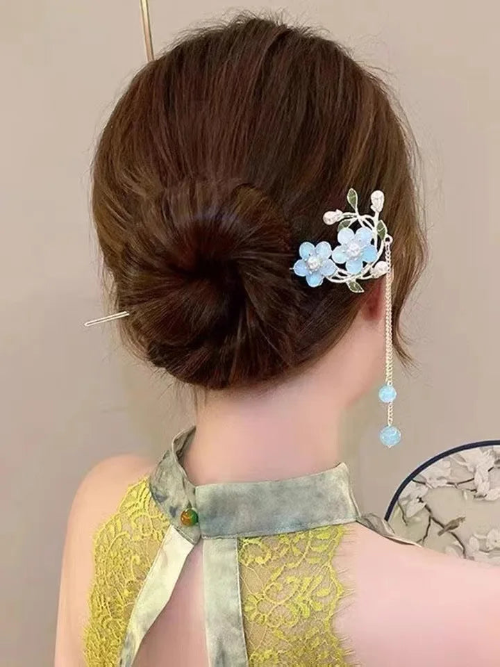 Chinese Style Tassel Hair Clip for Women with Handmade Floral Design