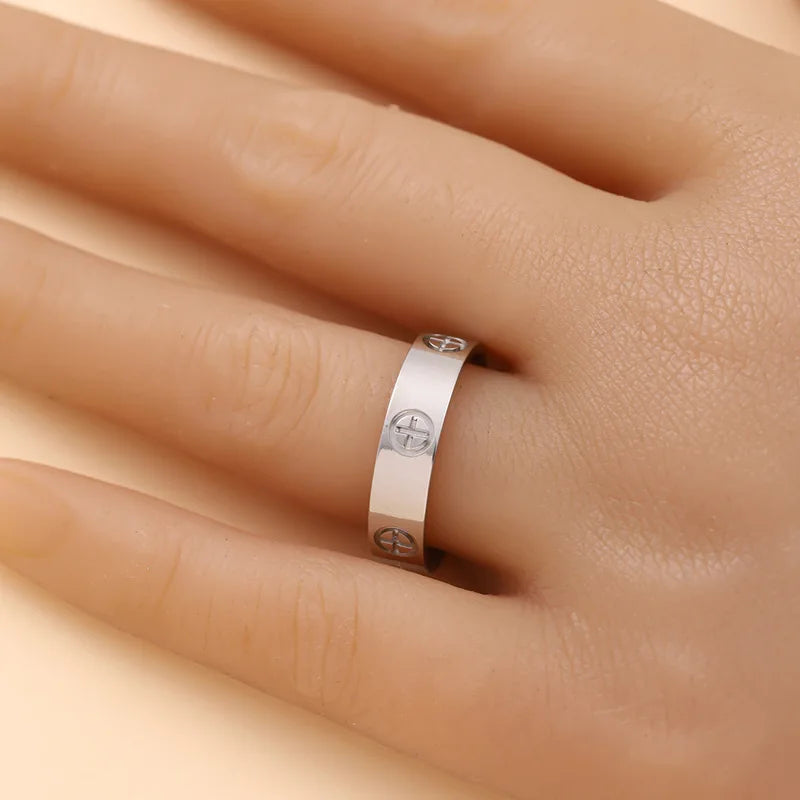 Luxurious Gold Stainless Steel Cross Rings for Couples – Timeless Wedding Jewelry Gift