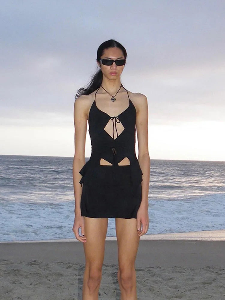 Aesthetics White Cutout Halter Tank Top For Women Clubwear
