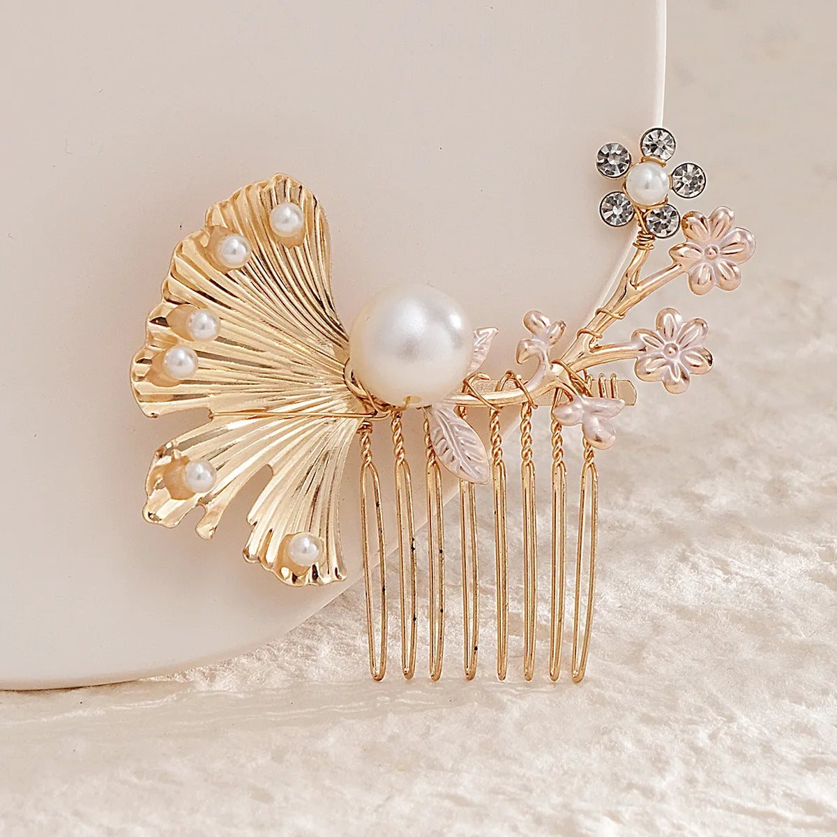 Elegant Alloy Flower Hair Combs for Bridal and Party Glamour
