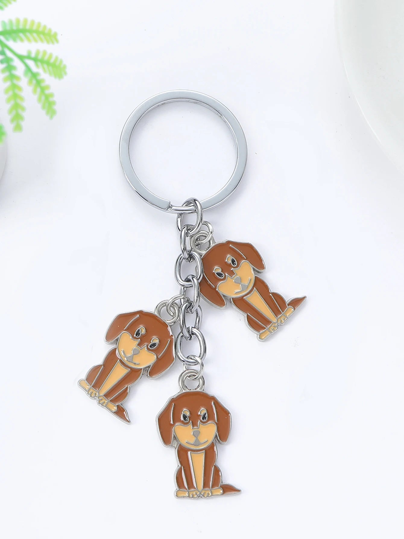 Alaska Husky Cartoon Dog Keychain for Pet Lovers - Cute Silver Zinc Alloy Accessory for Men and Women