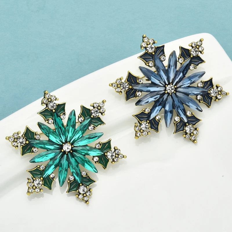 Elegant Rhinestone Snowflake Brooch Pins for Women and Unisex Winter Fashion Accessories