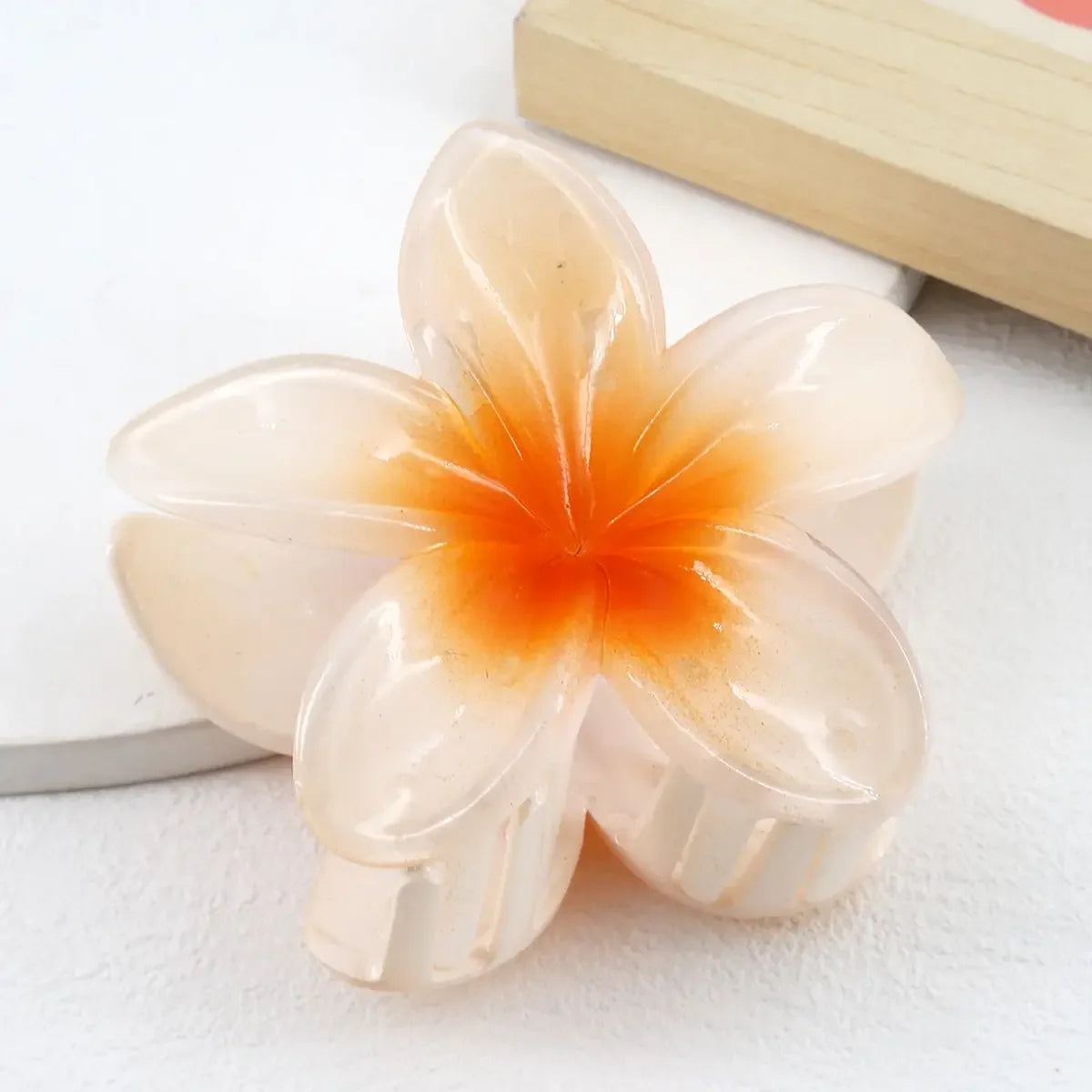 Beach Chic Gradient Flower Hair Accessories Set - Summer Hawaiian Style Hairpins and Claw Clips for Women