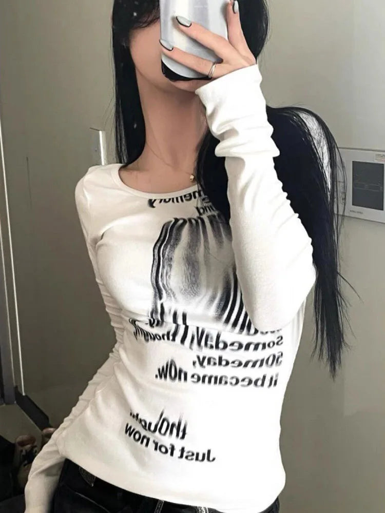 Graffiti Letter Print Womens Crop Top Streetwear Tee