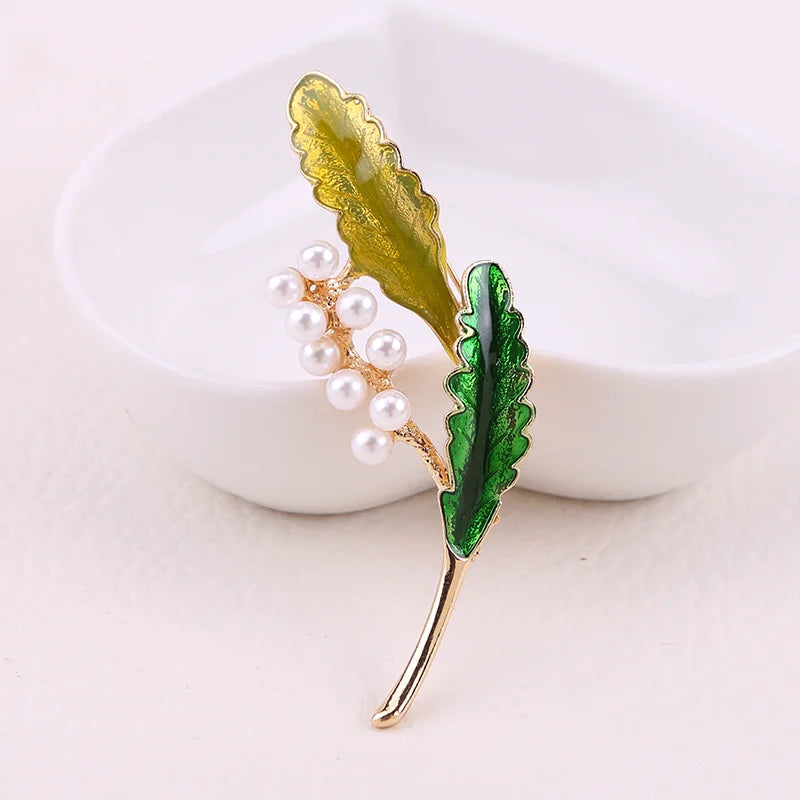 Elegant Enamel Floral Brooch Pins for Women and Unisex Party Office Accessories