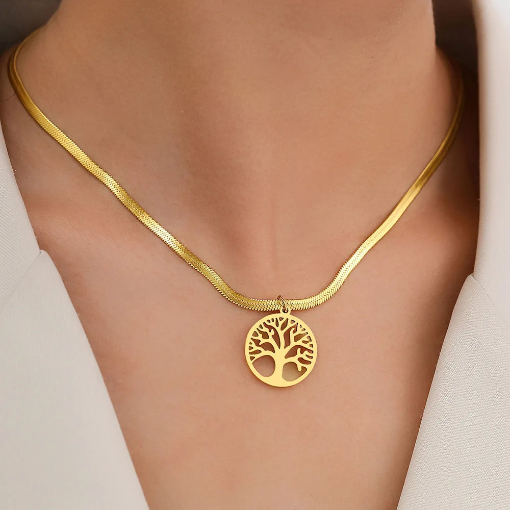 Hipee Fashion Snake Bone Chain Necklace with Tree of Life Pendant for Men and Women