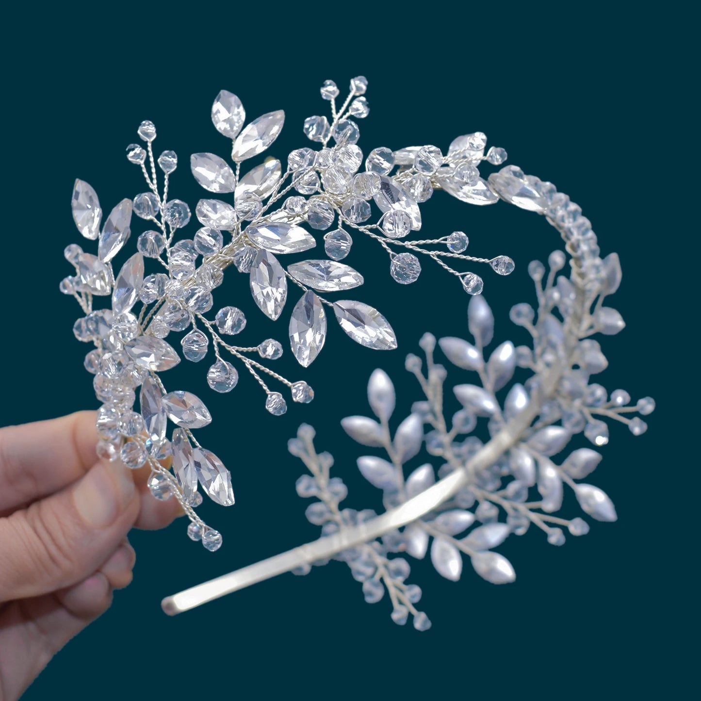 DZ165 Luxury Bridal Crystal Tiara Headband for Weddings and Proms