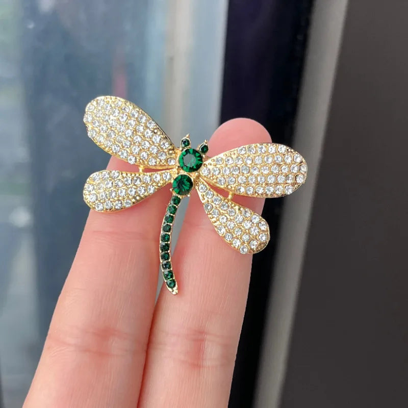 Elegant Dragonfly Brooch for Women - Chic Corsage Pin for Suit and Party Wear