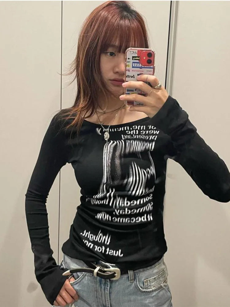 Graffiti Letter Print Womens Crop Top Streetwear Tee