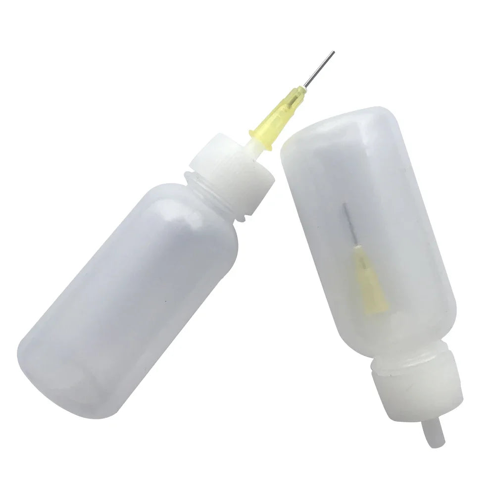 Versatile Plastic Dispensing Needle Bottle for DIY Crafts and Reusable Projects