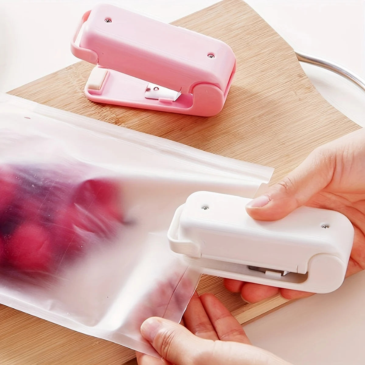 Mini Sealing Machine: Portable Plastic Snacks Sealer Artifact