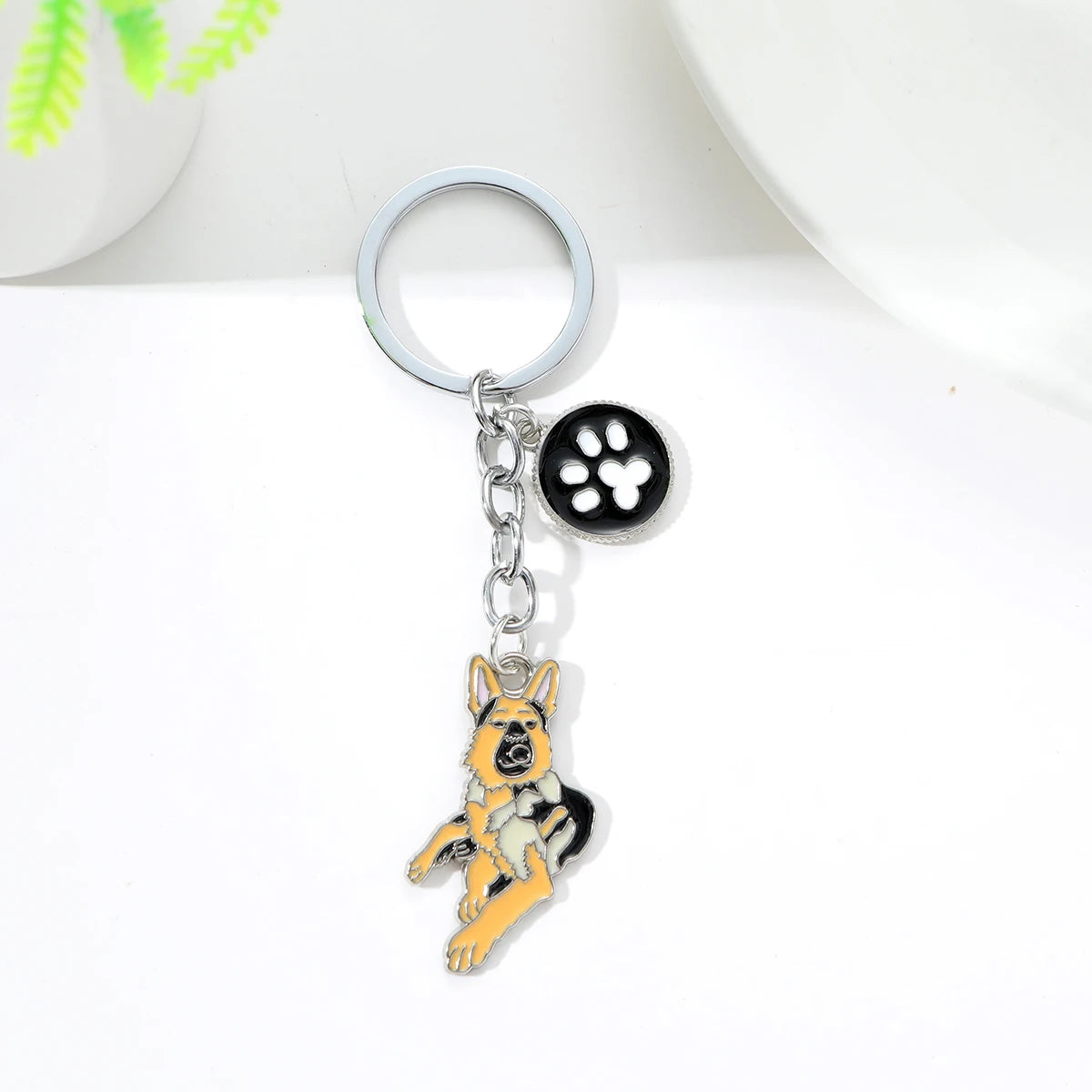 Alaska Husky Cartoon Dog Keychain for Pet Lovers - Cute Silver Zinc Alloy Accessory for Men and Women