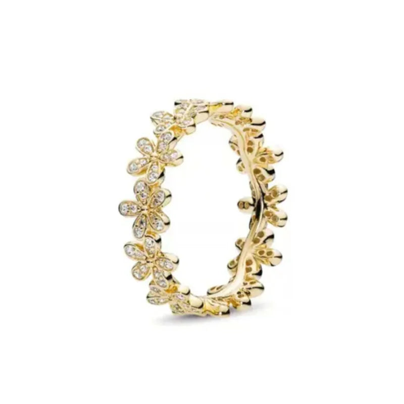 Daisy Flower Sterling Silver Ring for Women European Sizes 6 to 9 Fashionable Jewelry for Parties and Weddings