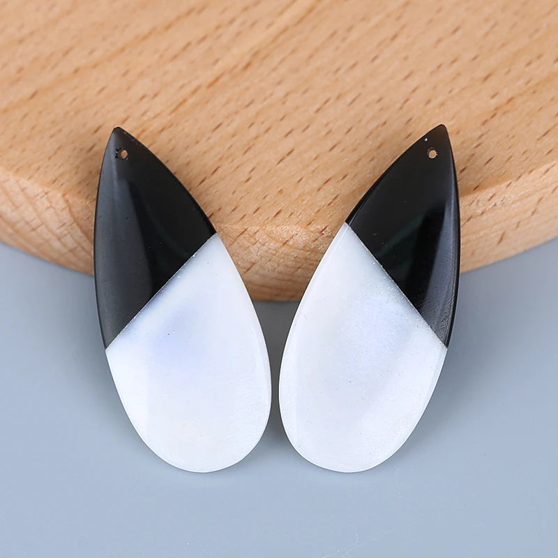 Elegant Obsidian and White Jade Intarsia Gemstone Beads for Unique Jewelry Creations 42mm