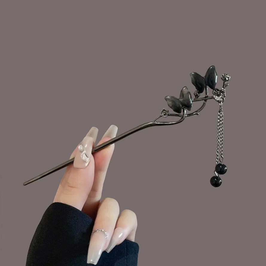 Elegant Chinese Flower Tassel Hair Stick With Black Beads For Women
