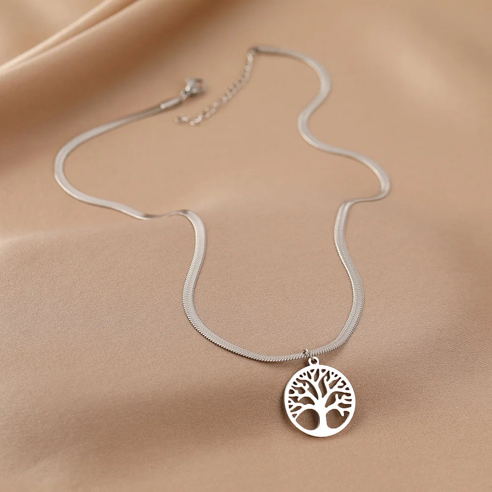 Hipee Fashion Snake Bone Chain Necklace with Tree of Life Pendant for Men and Women