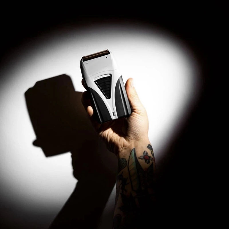 4D Powerful Electric Shaver For Men Rechargeable Stainless Steel Razor With Floating Head Fast Charging System