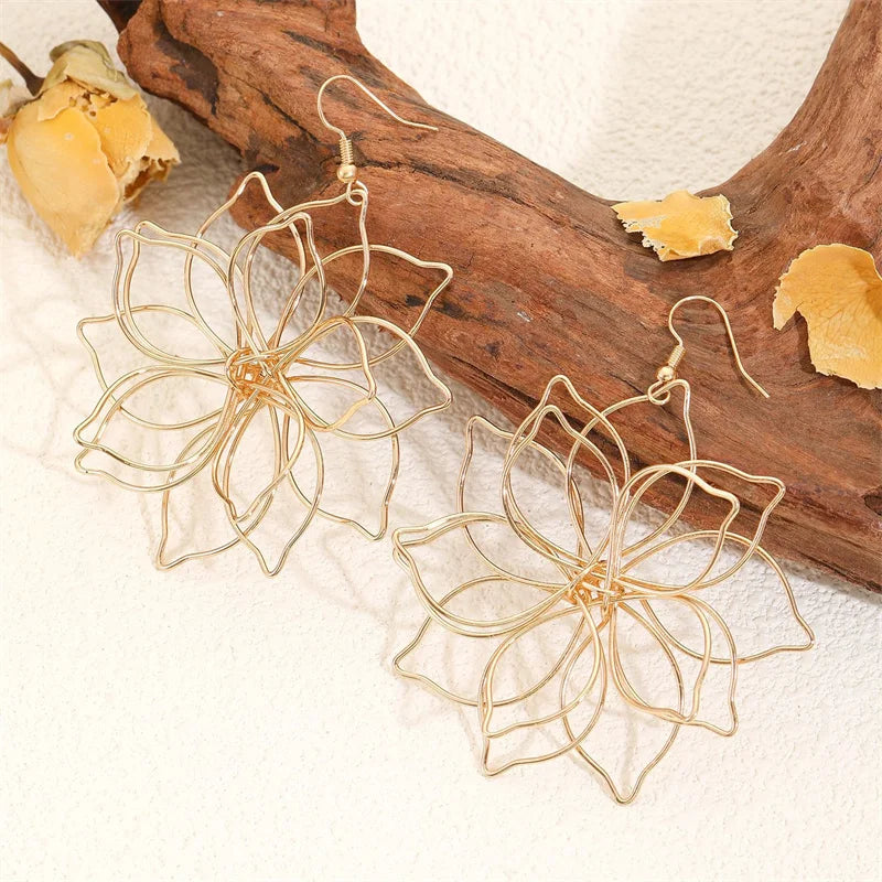 XIALUOKE Exquisite Metal Flower Dangle Earrings For Women Elegant Party Jewelry Gift