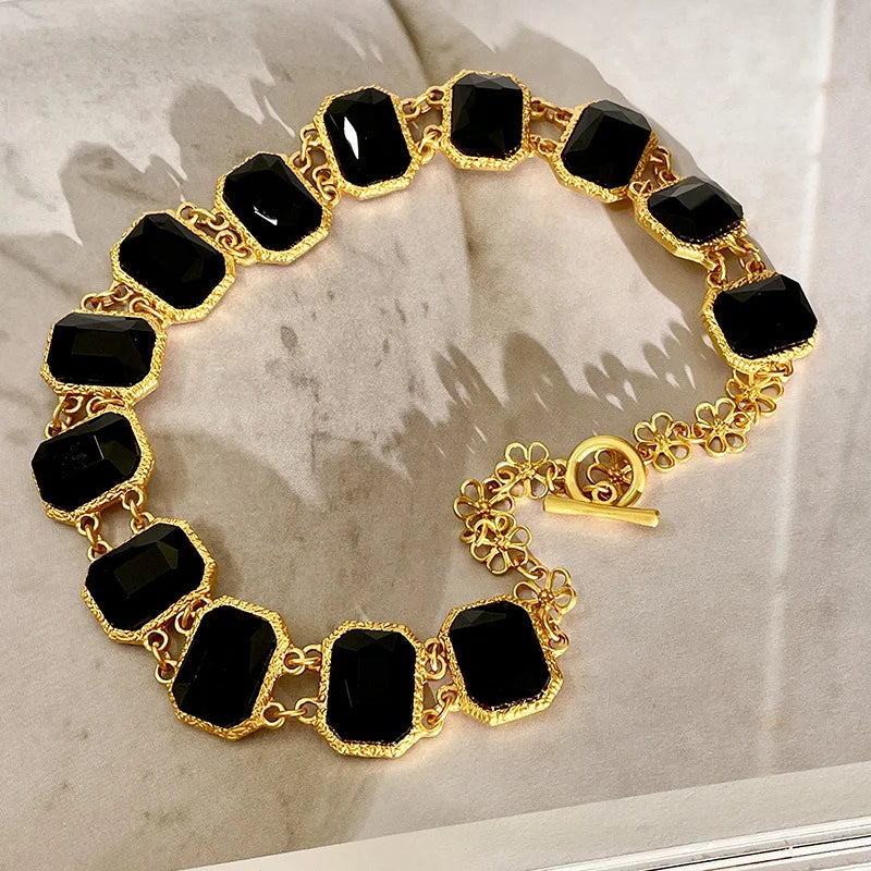 Vintage Inspired Geometric Black Metal Jewelry Set for Women