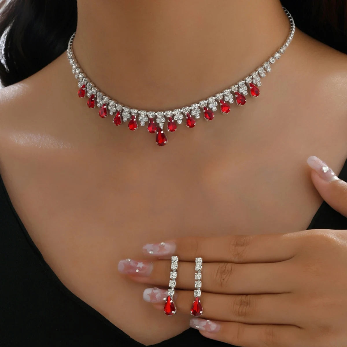 Elegant Women's Crystal Jewelry Set Necklace and Earrings for Wedding and Party