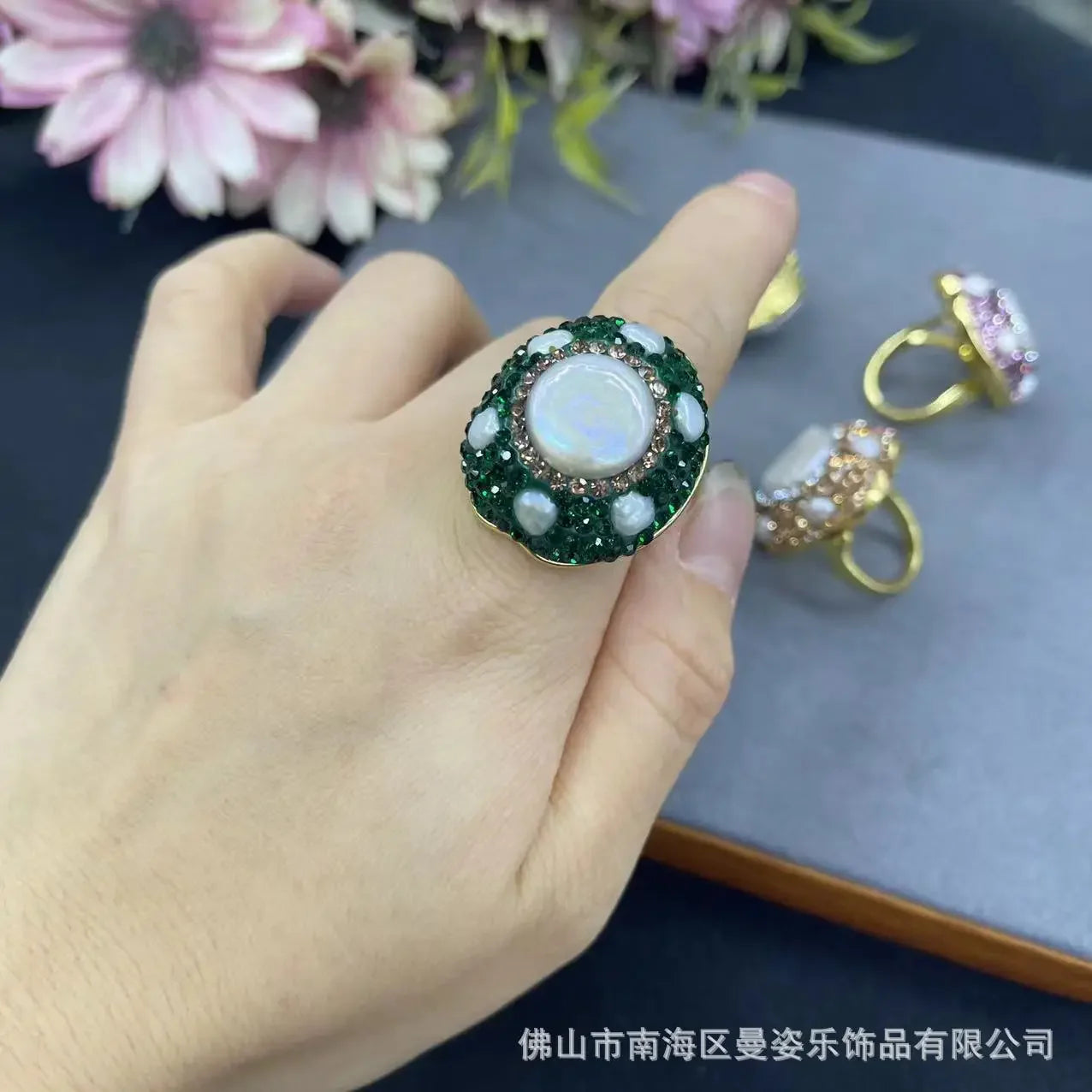 Natural Baroque Freshwater Pearl Ring in 18K Gold Vintage Geometric Jewelry