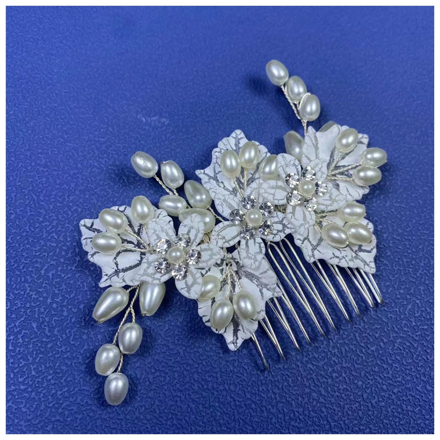 Elegant Alloy Flower Hair Combs for Bridal and Party Glamour