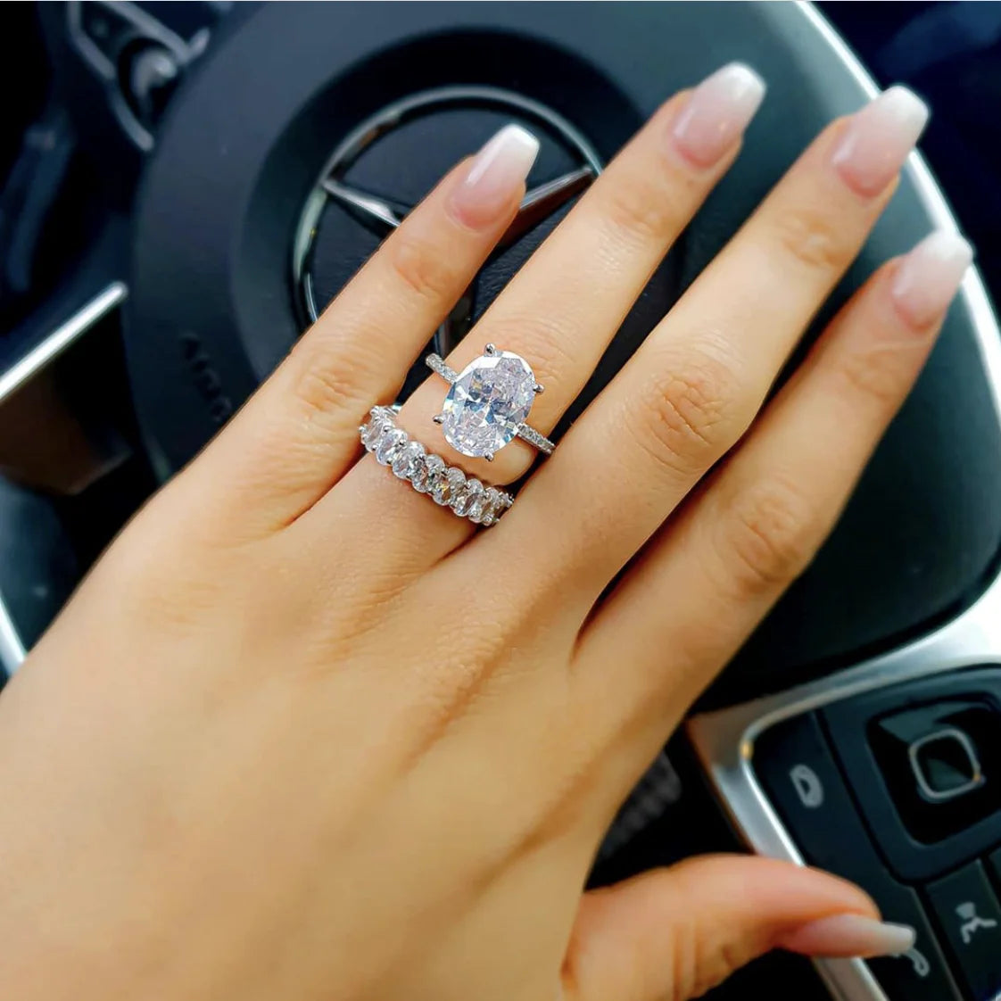 Luxury 925 Sterling Silver Oval Square Simulated Diamond Engagement and Wedding Ring for Women