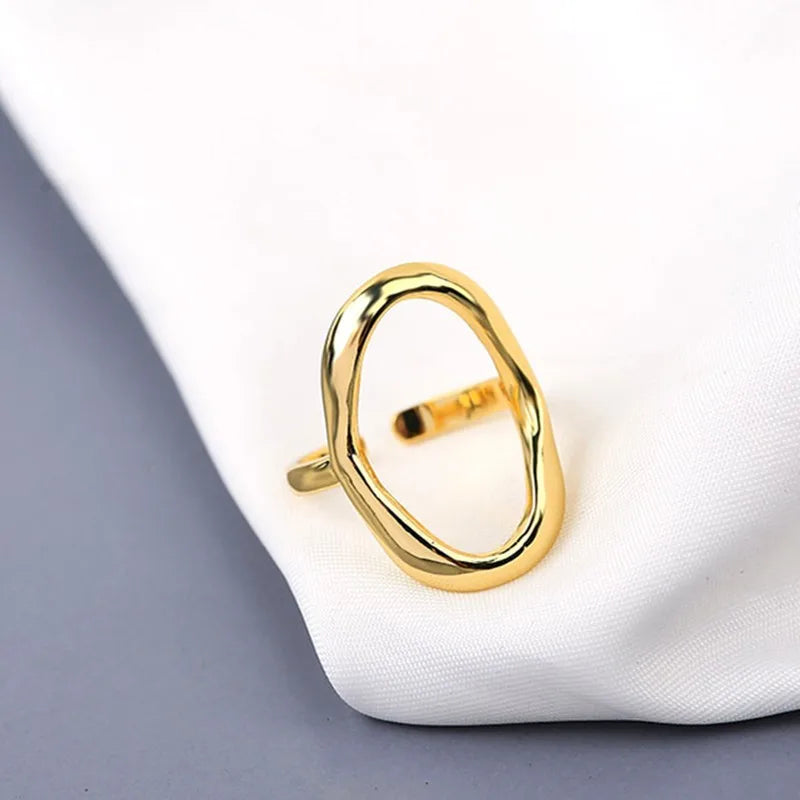 Fashionable Silver Color Irregular Oval Couple Rings with 14k Gold Plating for Men and Women