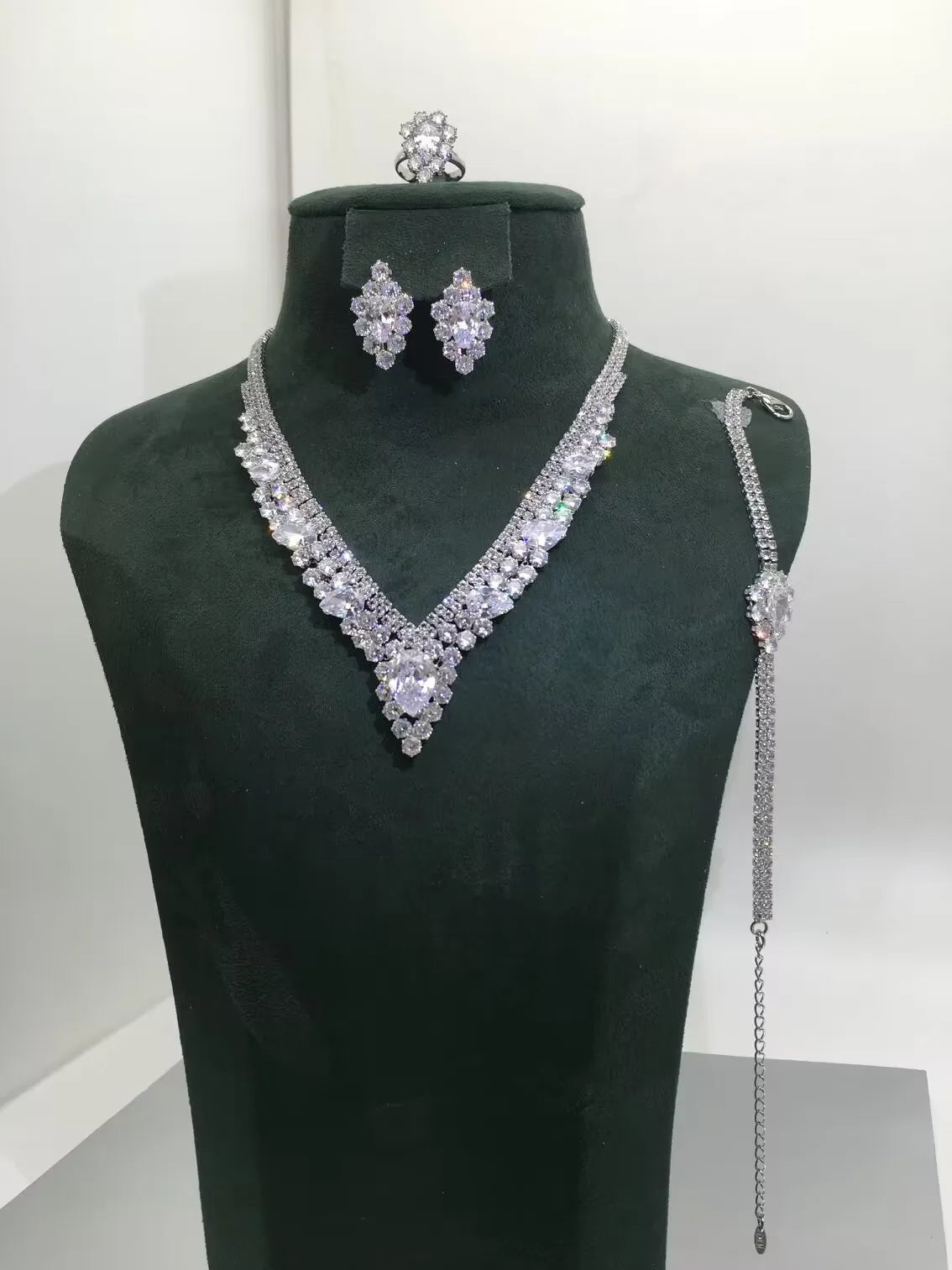 JaneKelly 4pcs Bridal Zirconia Jewelry Sets for Women Luxury Wedding CZ Crystal Accessories