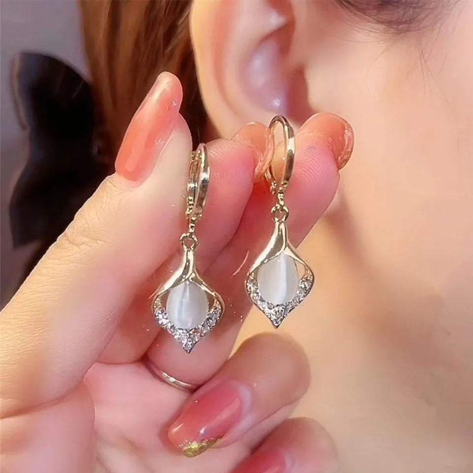 Korean Angel Eye Gold-Plated Hoop Earrings with Rhinestone Tulip Design for Women White