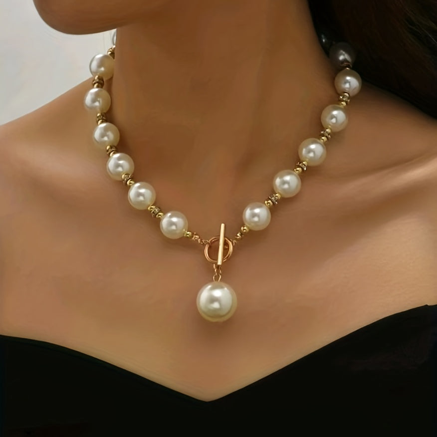 Elegant Faux Pearl Clavicle Necklace with Rhinestone Accents 14K Gold Plated All Match Jewelry for Women