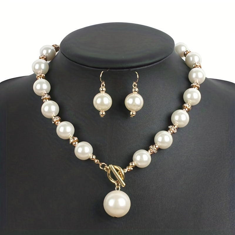 Elegant Faux Pearl Clavicle Necklace with Rhinestone Accents 14K Gold Plated All Match Jewelry for Women