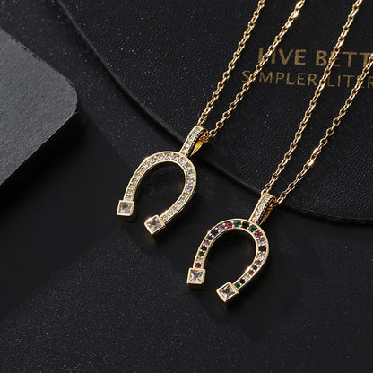 High-End Design Horseshoe Color Necklace for Women Cute All-Match Pendant Micro-Set Collarbone Chain Gift