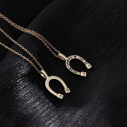 High-End Design Horseshoe Color Necklace for Women Cute All-Match Pendant Micro-Set Collarbone Chain Gift