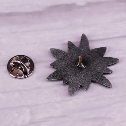 Classic Edelweiss Flower Enamel Pin Badge Copper Brooch for Unisex Fashion