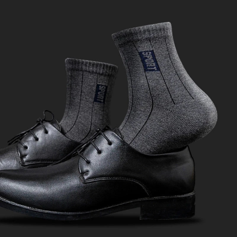 20 Pairs Men’s Cotton Breathable Crew Socks Sweat Absorbent Deodorant Business Casual Socks Gift Set