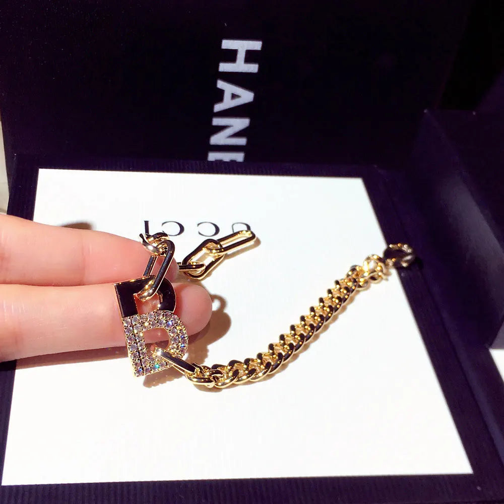 New Fashion Japan Korea Super Shine Rhinestone Word Bracelets Luxury Jewelry Accessories for Women and Girls