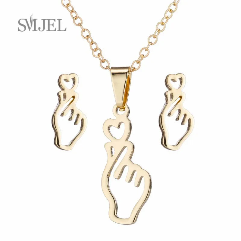 Elegant Stainless Steel Animal Necklace for Women - Rabbit Charm and Paw Print Design