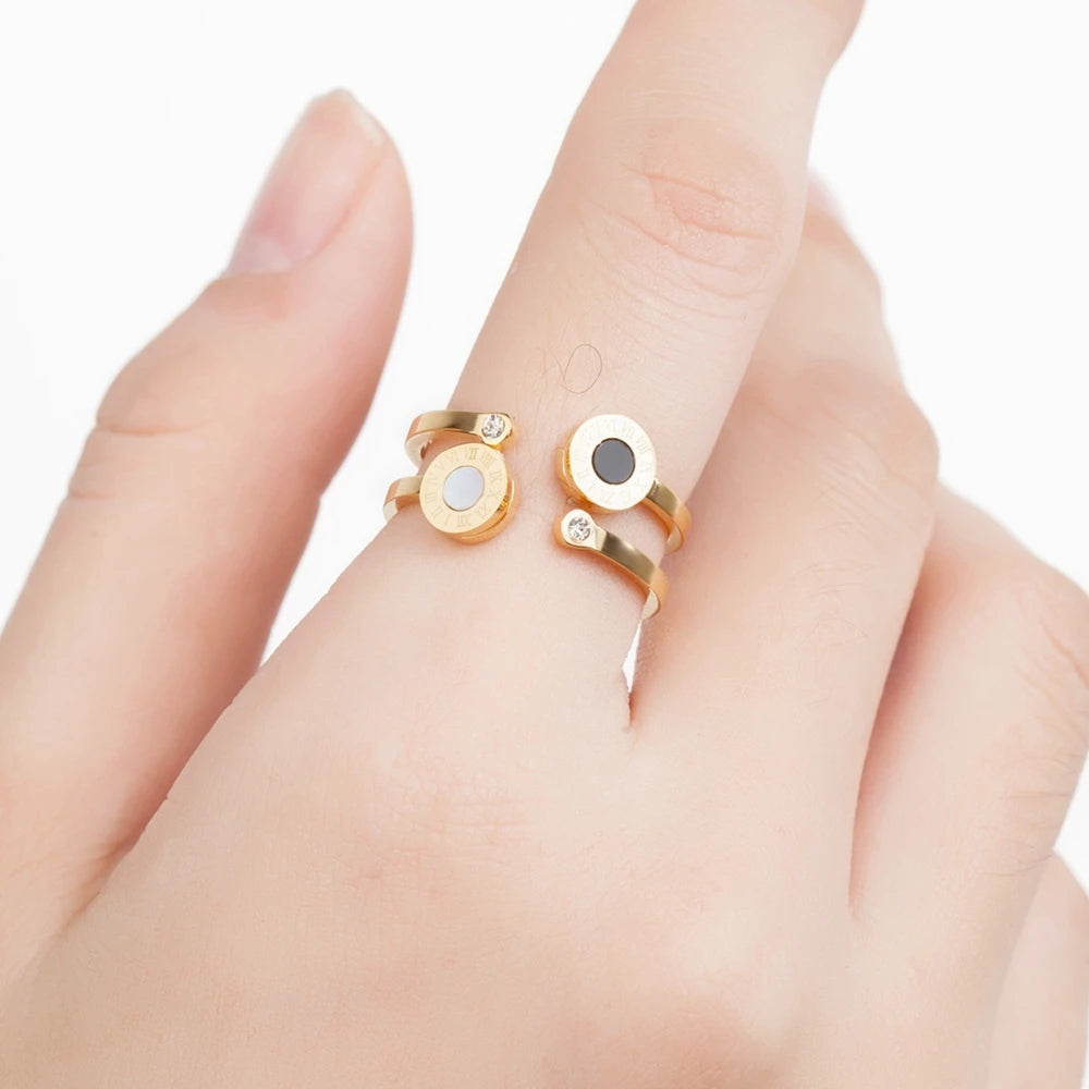 TYO Roman Numerals Stainless Steel Crystal Rings for Unisex Fashion Engagement