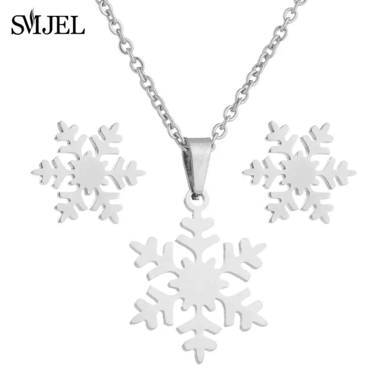Elegant Stainless Steel Animal Necklace for Women - Rabbit Charm and Paw Print Design