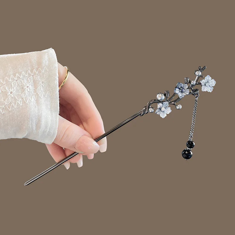 Elegant Ink Flower Tassel Hairpin Forks for Women - Modern Hanfu Hair Jewelry with Black Beads Fringe