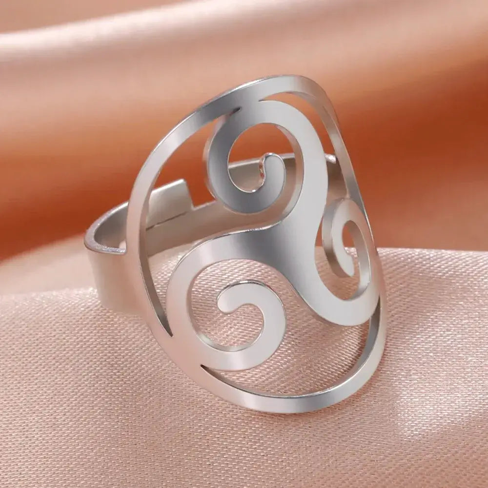 Skyrim Celtic Triple Spiral Triskelion Ring for Couples A steel color resizable
