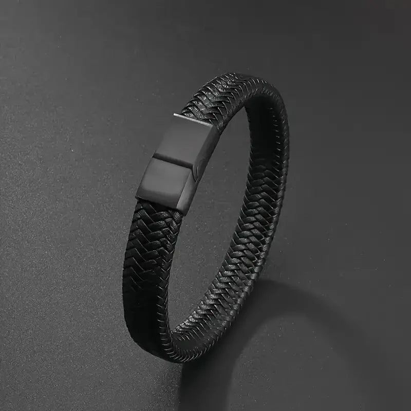Retro Men's Leather Bangle Bracelet - Stylish Woven Design for Outdoor Adventures